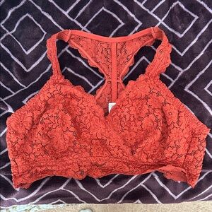Auden Lace Bralette in Coper red